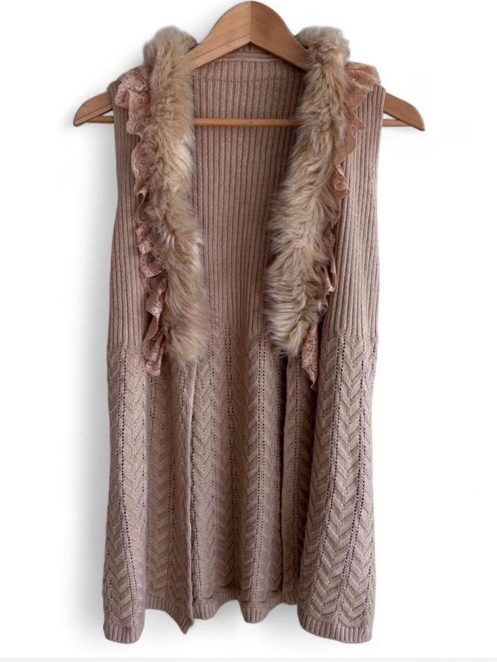 Boho Ruffled Lace Faux Fur Vest One Size